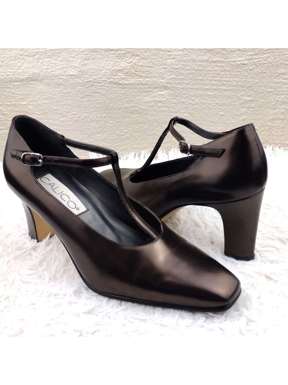 Calico High Tee Vintage Bronze Leather Upper Square Toe T-Strap Block Heel Shoe